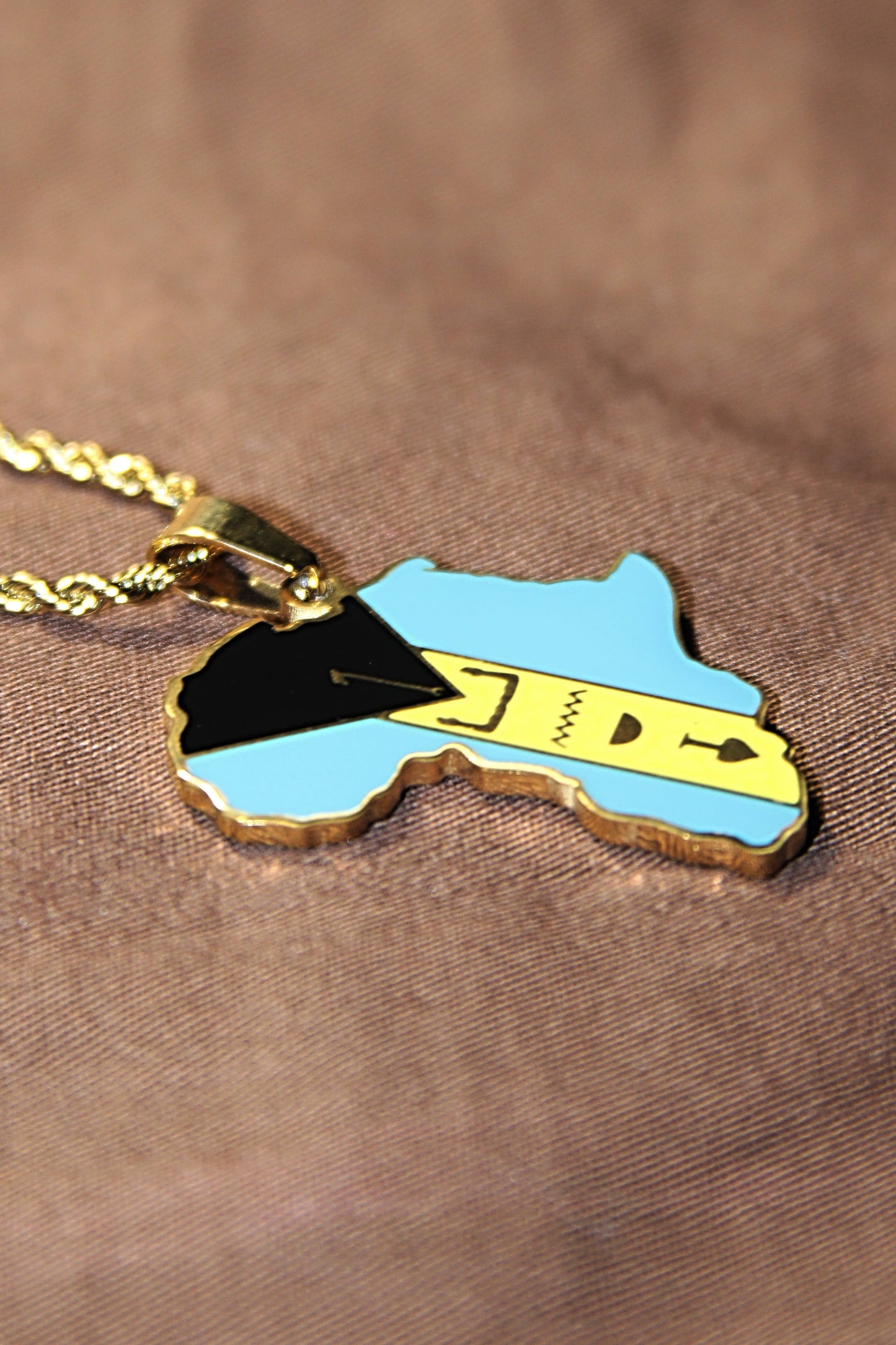 Bahamas  Nwnique  Pendant