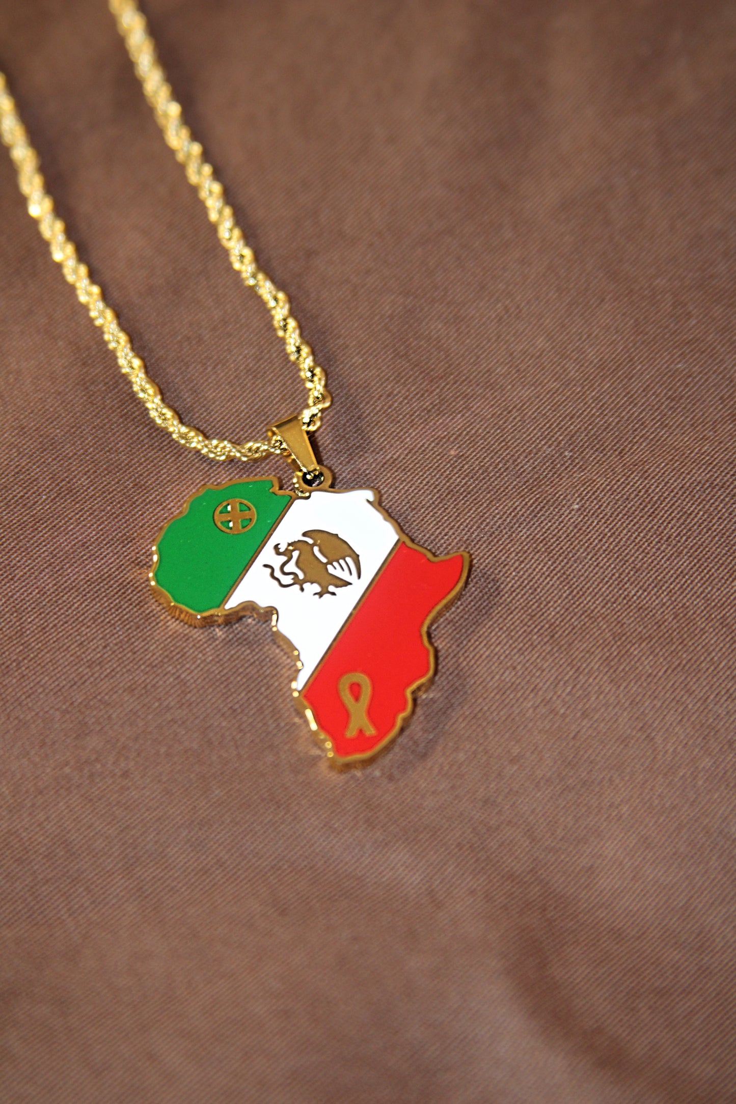 Mexican Nwnique Pendant