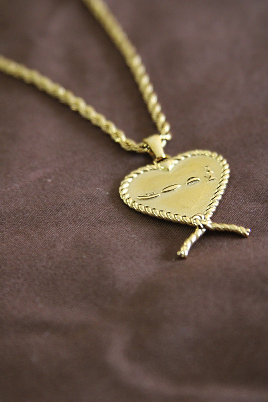 18k sacred heart pendant