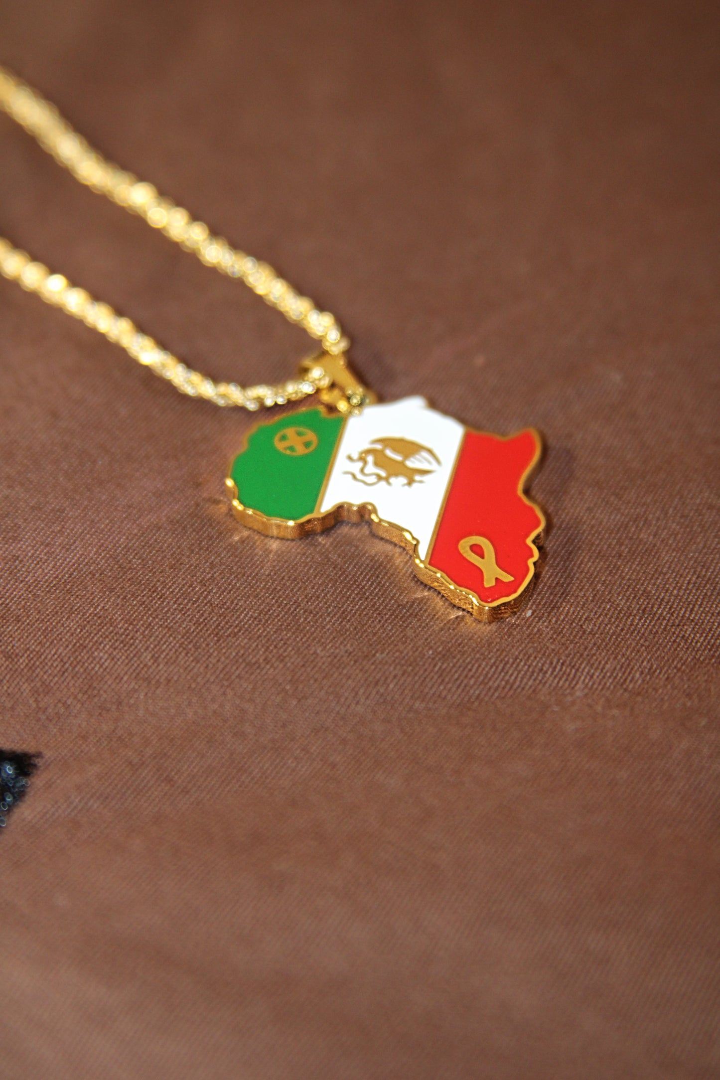 Mexican Nwnique Pendant