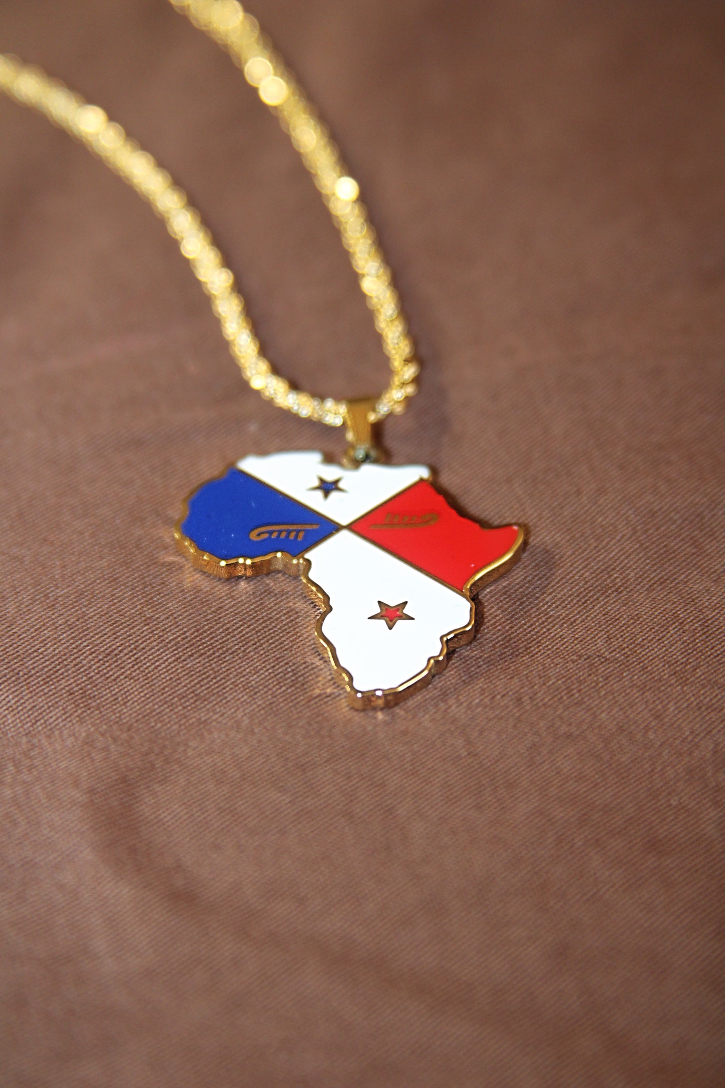 Panamanian Nwnique Pendant | Nwnique