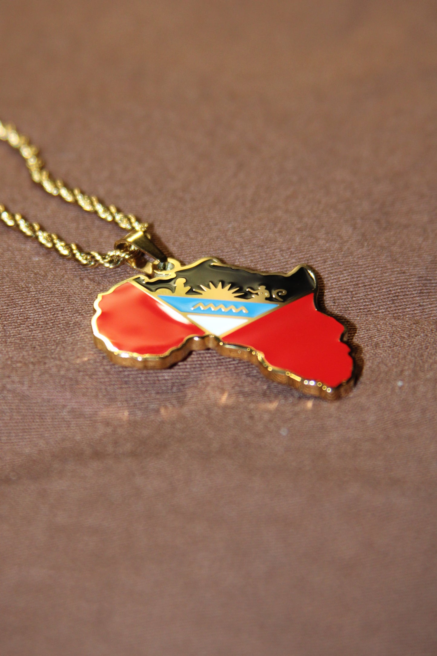 Antiguan Nwnique Pendant