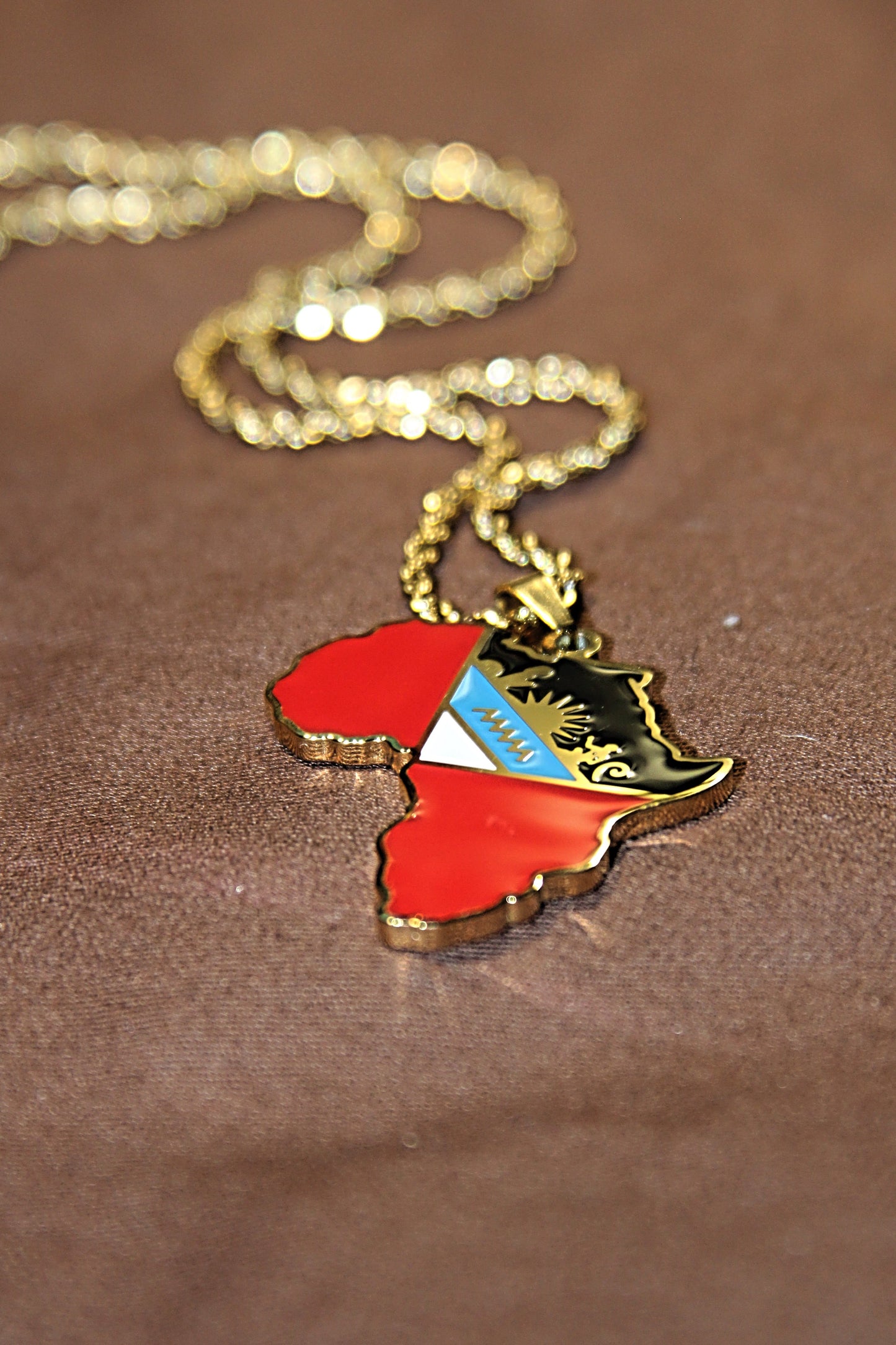 Antiguan Nwnique Pendant