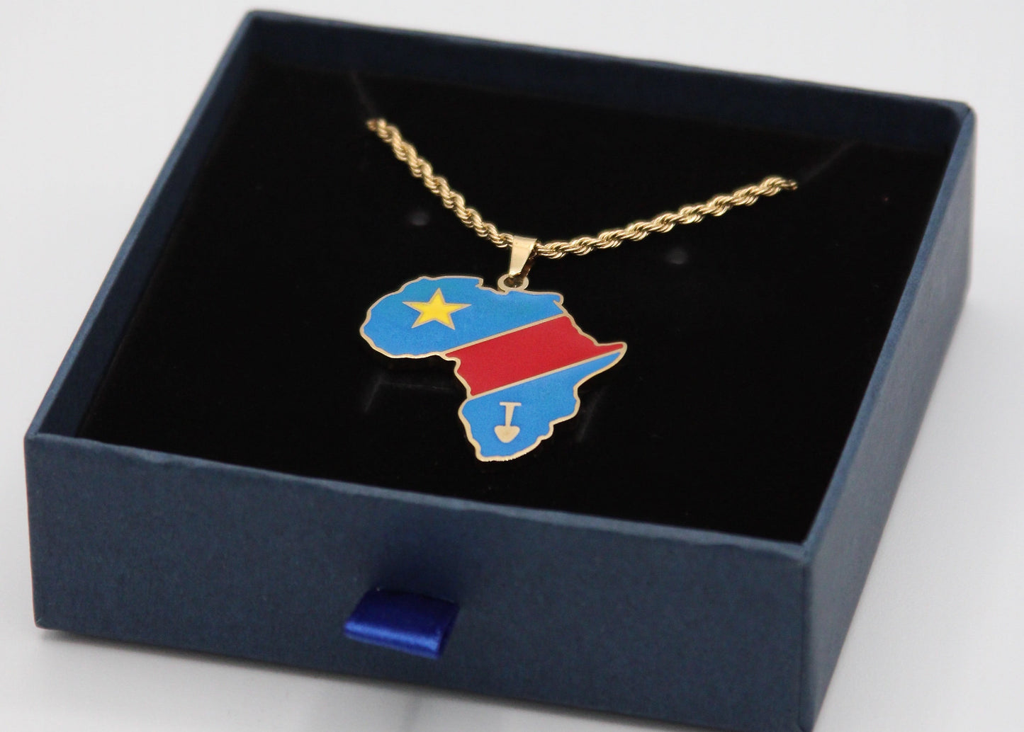 Congolese Nwnique pendant