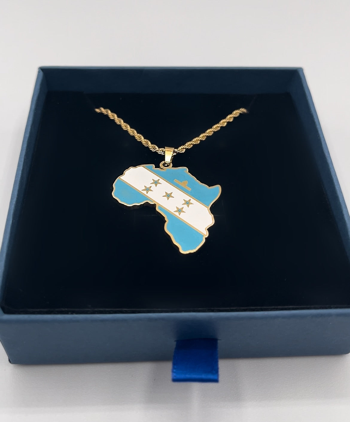 Honduran Nwnique Pendant